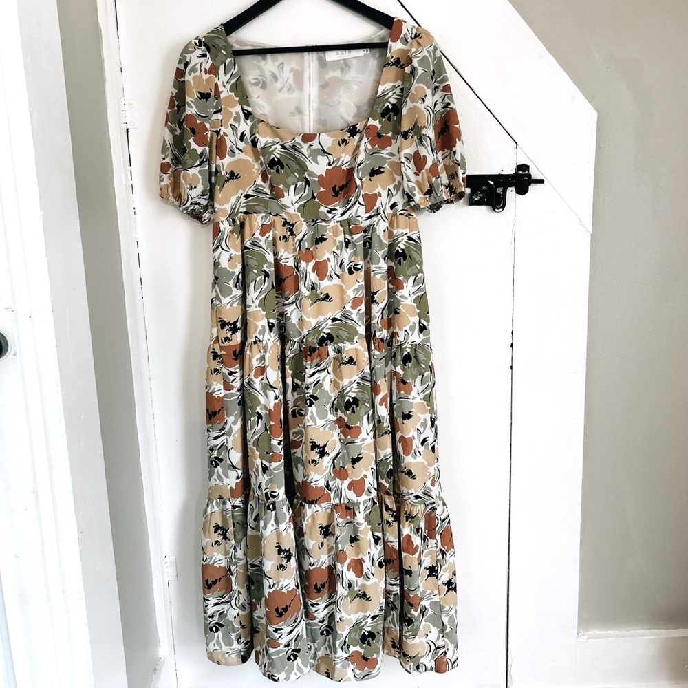 ASTR THE LABEL floral dress